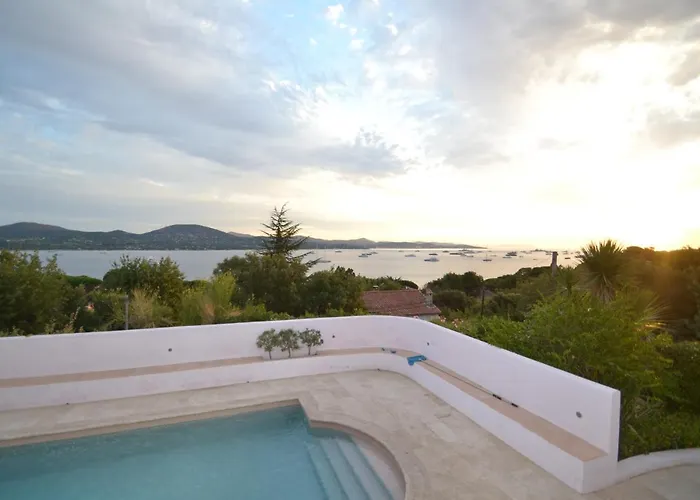 Enchanting + Pool St Tropez *