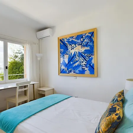 Enchanting + Pool St Tropez *